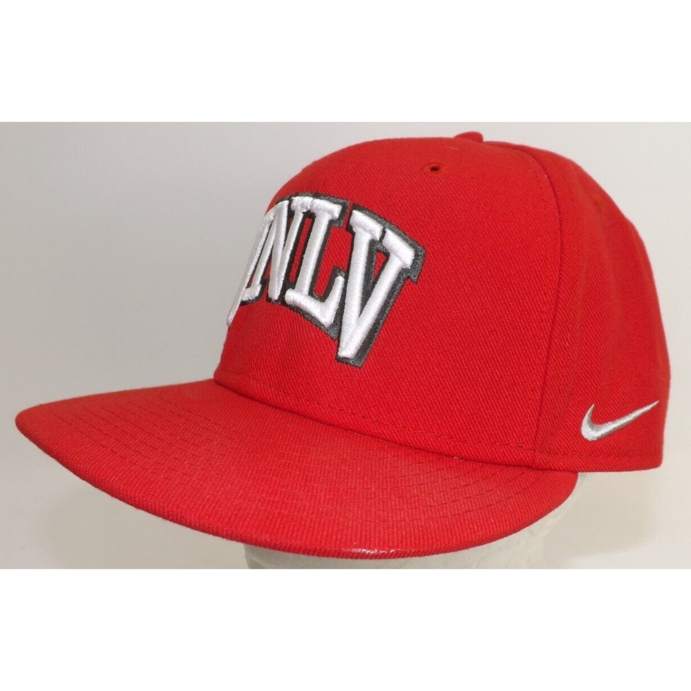 UNLV Running Rebels 🏀 - NIKE True snapback Adjustable hat